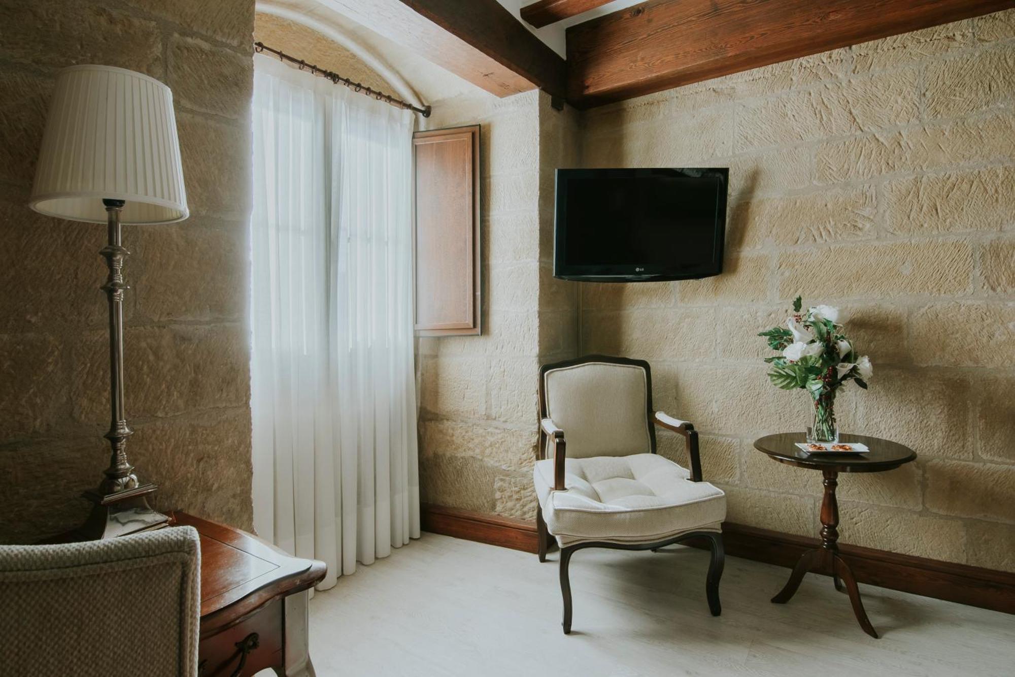 Hospederia Palacio De Casafuerte Zarratón Exteriör bild