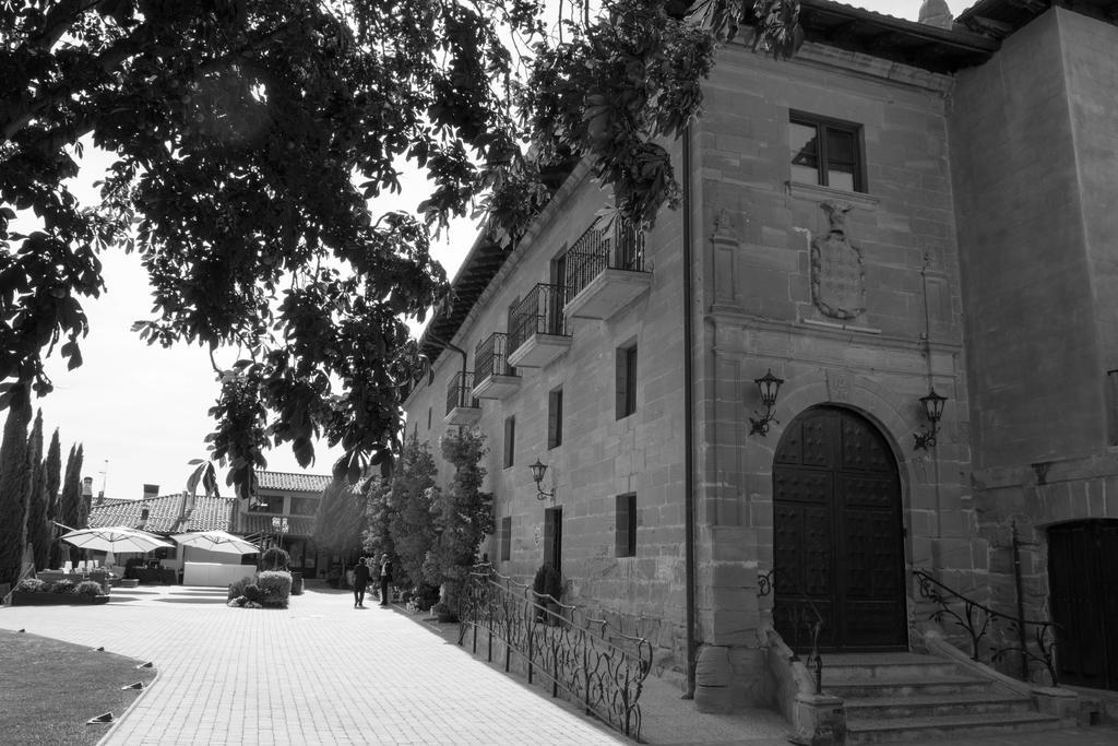 Hospederia Palacio De Casafuerte Zarratón Exteriör bild